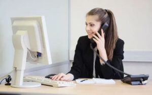 6 Layanan Virtual Office yang Bermanfaat untuk Perusahaan 5 layanan telepon